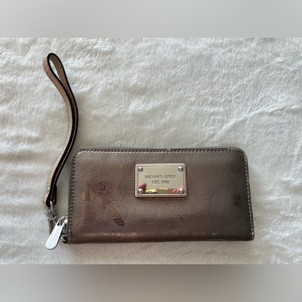 Michael Kors silver wallet